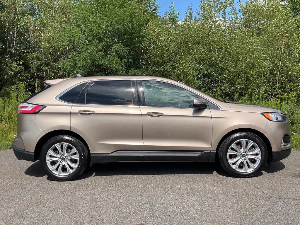 Certified 2020 Ford Edge Titanium AWD/4WD image 26