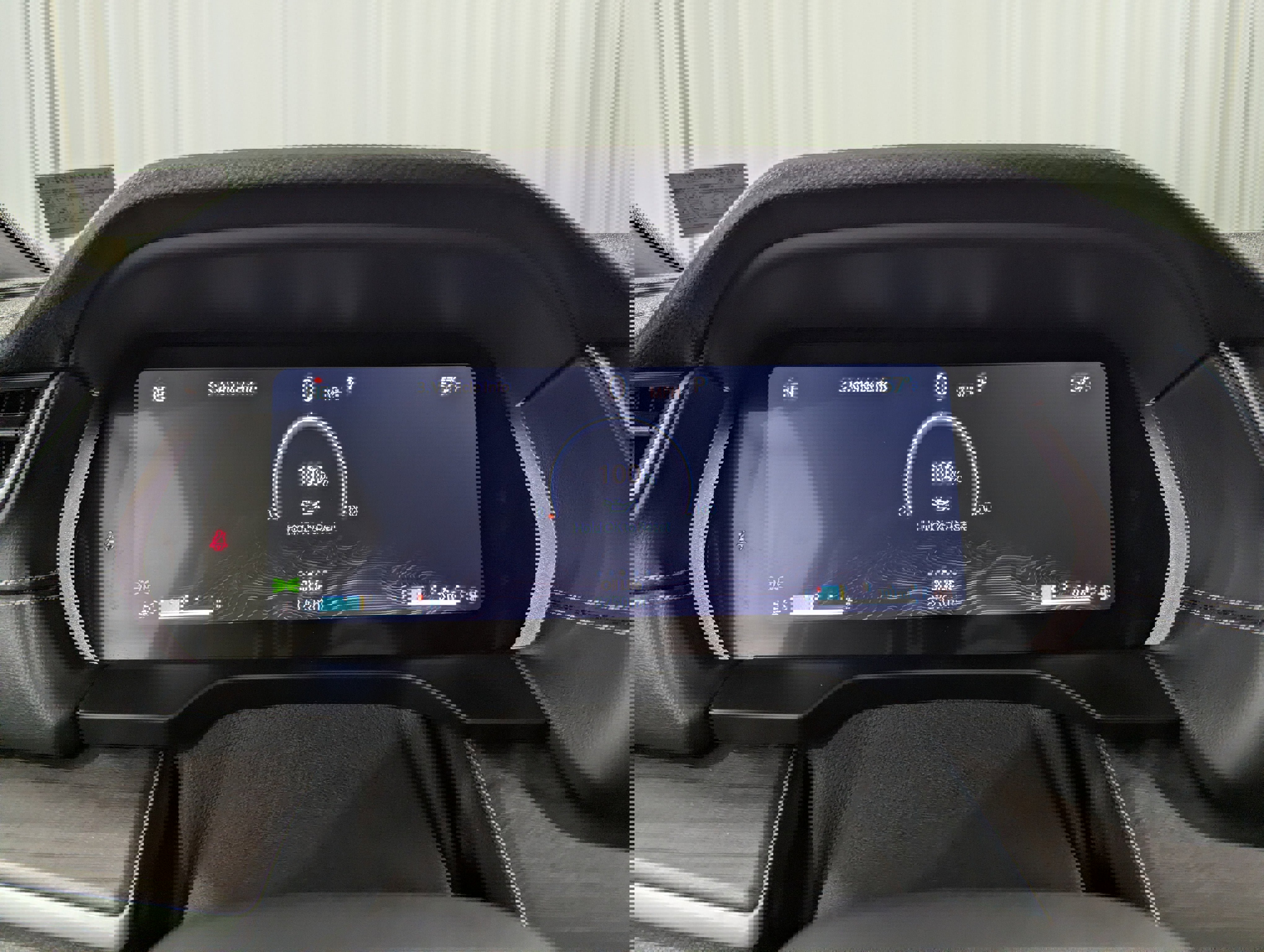 Used 2025 Jeep Grand Cherokee L Limited w/ Black Appearance Package image 21