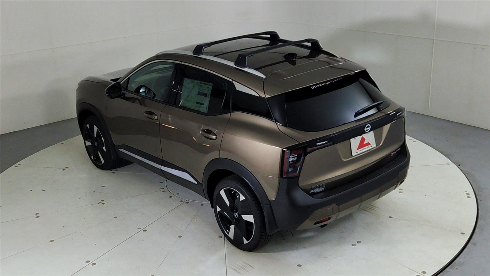 New 2026 Nissan Kicks SR w/ Cold Weather Package image 21