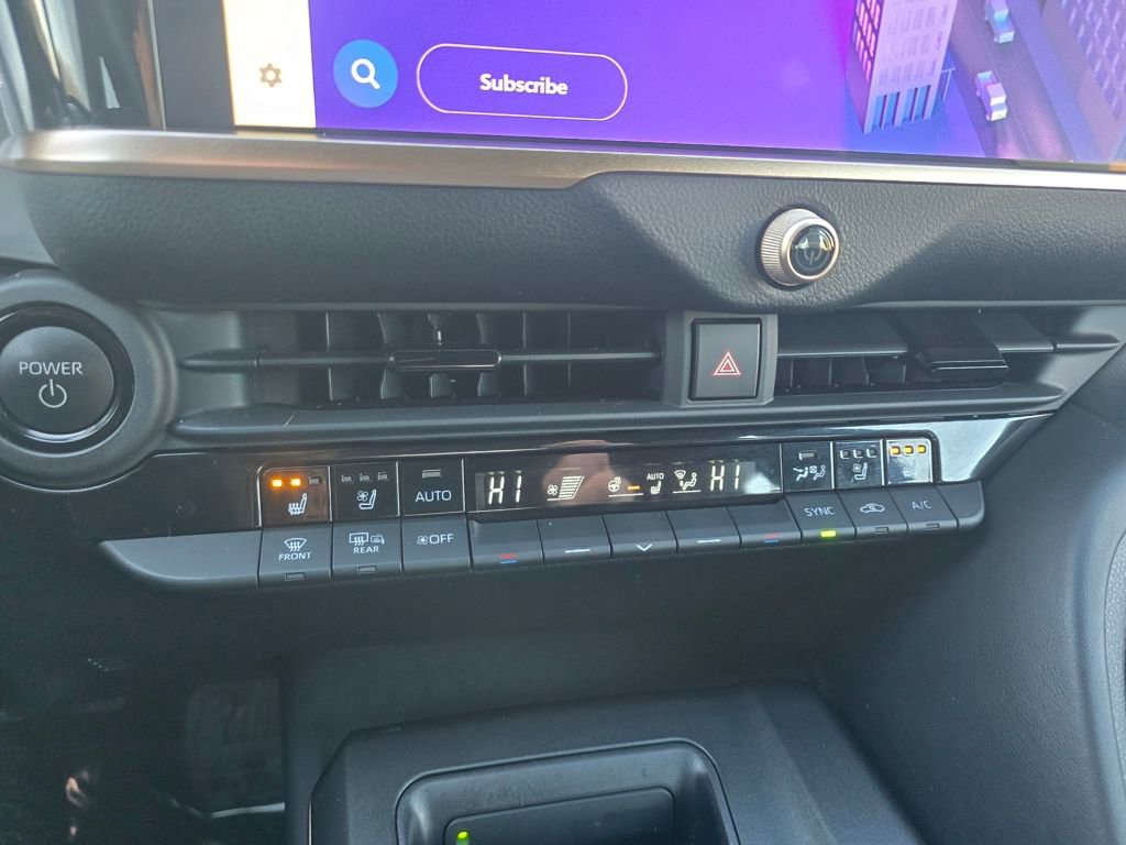 Certified 2023 Toyota Crown Platinum image 25