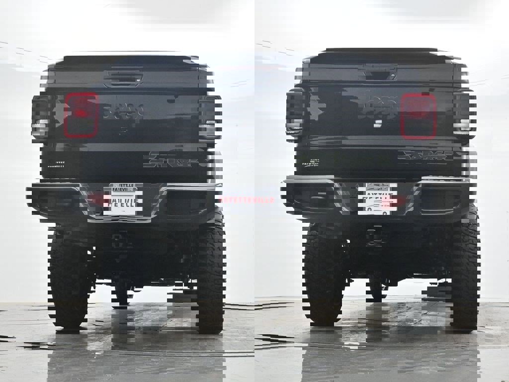 Used 2023 Jeep Gladiator Sport AWD/4WD image 29