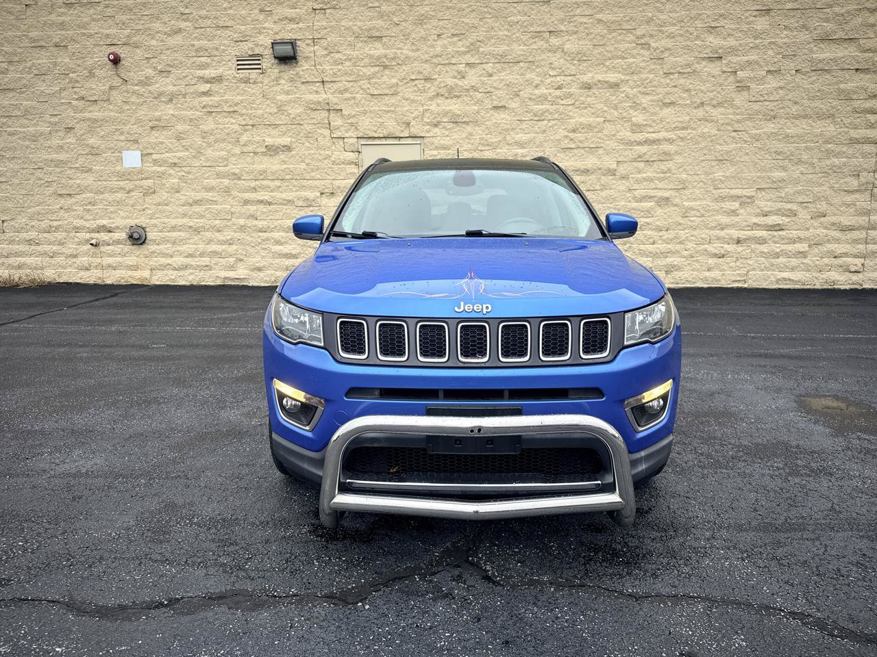 Used 2017 Jeep Compass Limited w/ Navigation Group AWD/4WD image 8