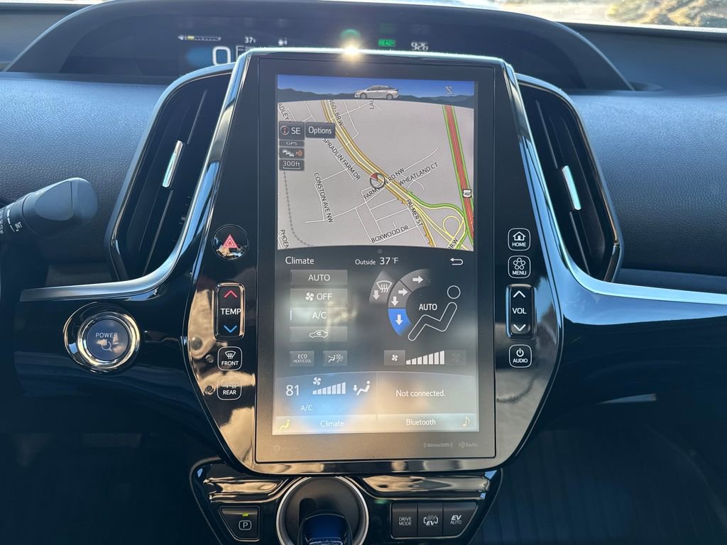 Used 2020 Toyota Prius Prime XLE image 18