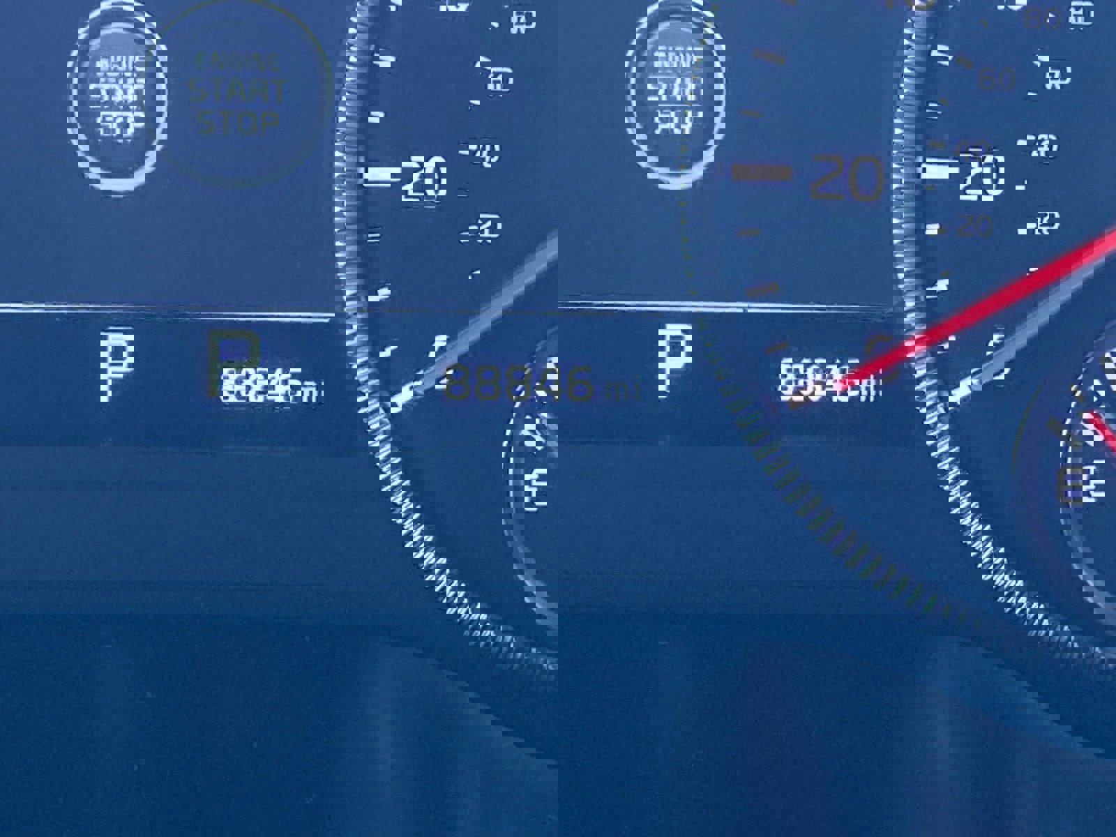 Used 2022 Kia Telluride SX w/ Towing Package image 34