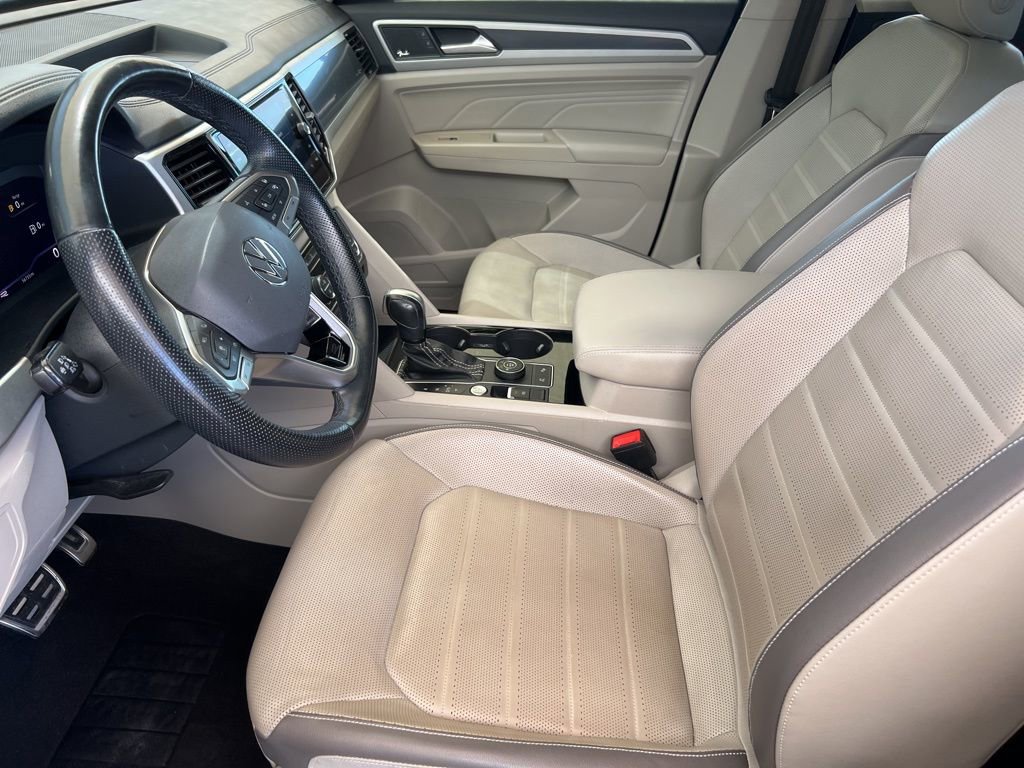 Certified 2022 Volkswagen Atlas SEL Premium image 17
