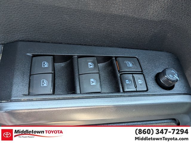 Used 2021 Toyota Tacoma TRD Sport w/ Technology Package AWD/4WD image 12