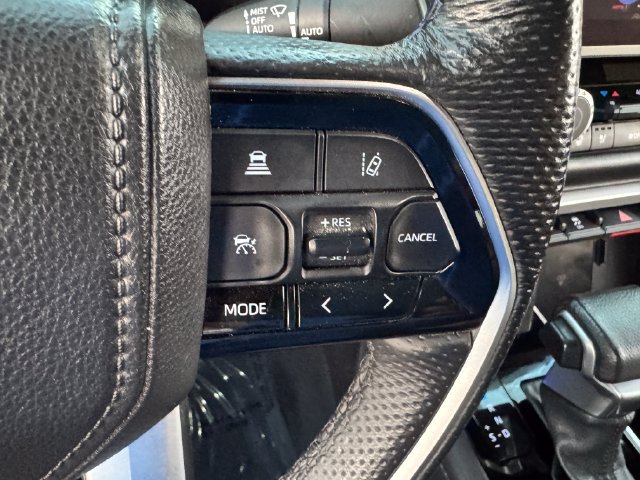 Used 2025 Toyota Tundra Platinum AWD/4WD image 25