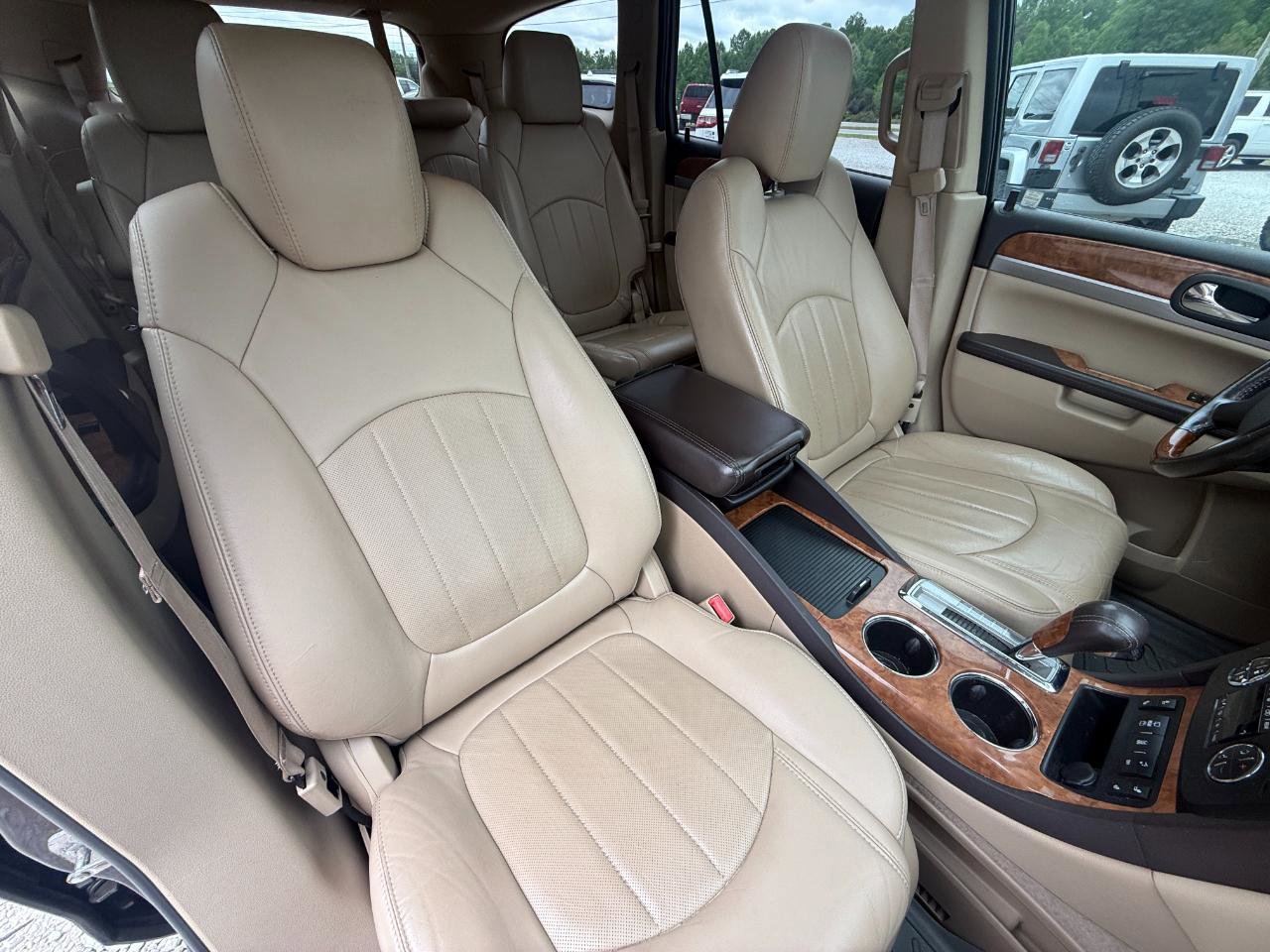 Used 2012 Buick Enclave Leather FWD image 6