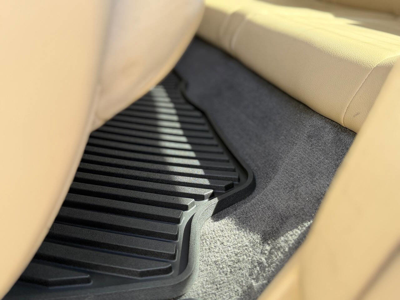 Used 2008 Subaru Tribeca Limited AWD/4WD image 79