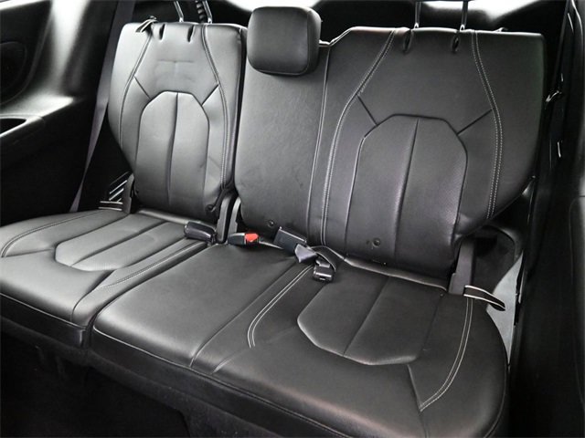 Used 2021 Chrysler Pacifica Touring-L w/ S Appearance Package image 36