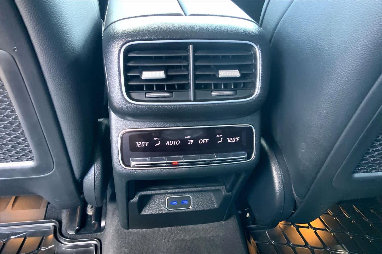 Used 2025 Mercedes-Benz GLS 450 4MATIC image 36