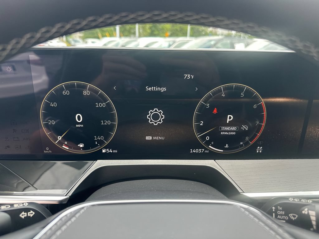 Used 2025 INFINITI QX80 Sensory AWD/4WD image 23