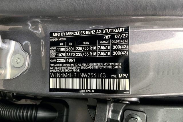 Certified 2022 Mercedes-Benz GLB 250 4MATIC image 30