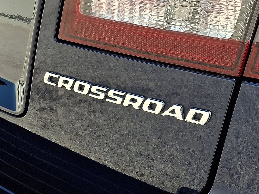 Used 2018 Dodge Journey Crossroad w/ Nav & Sun Group image 31