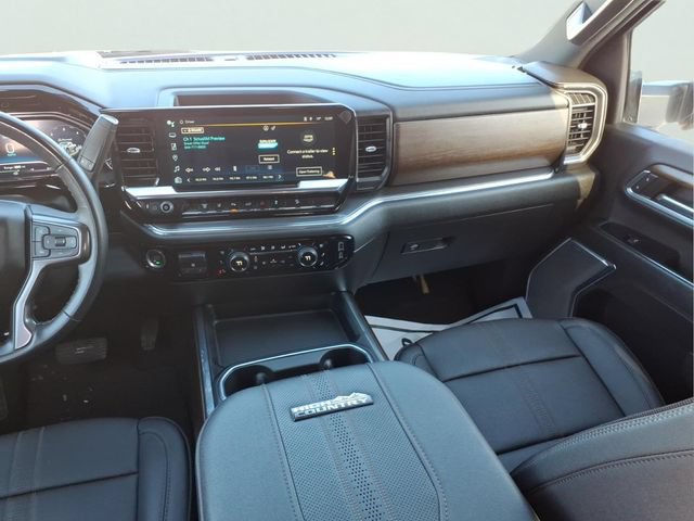 Used 2024 Chevrolet Silverado 3500 High Country w/ Technology Package AWD/4WD image 15
