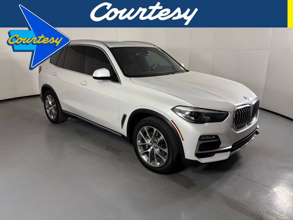 Used 2019 BMW X5 xDrive40i w/ Premium Package 2