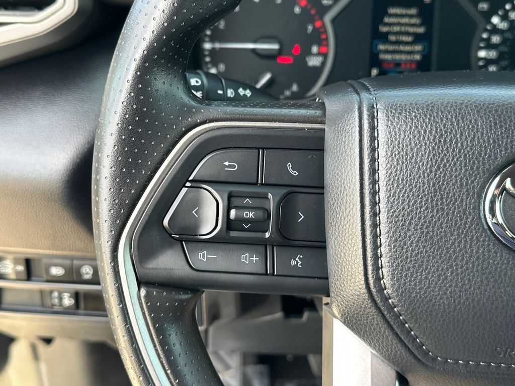 Used 2025 Toyota Tundra SR5 AWD/4WD image 21