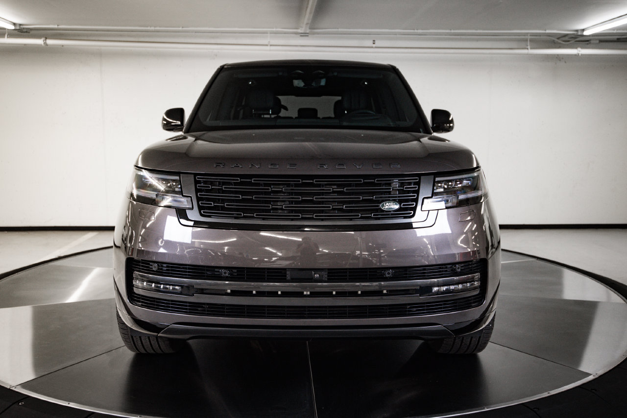 Used 2026 Land Rover Range Rover SE AWD/4WD image 10