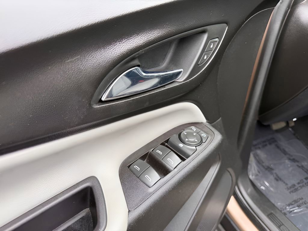 Used 2019 Chevrolet Equinox LS AWD/4WD image 14