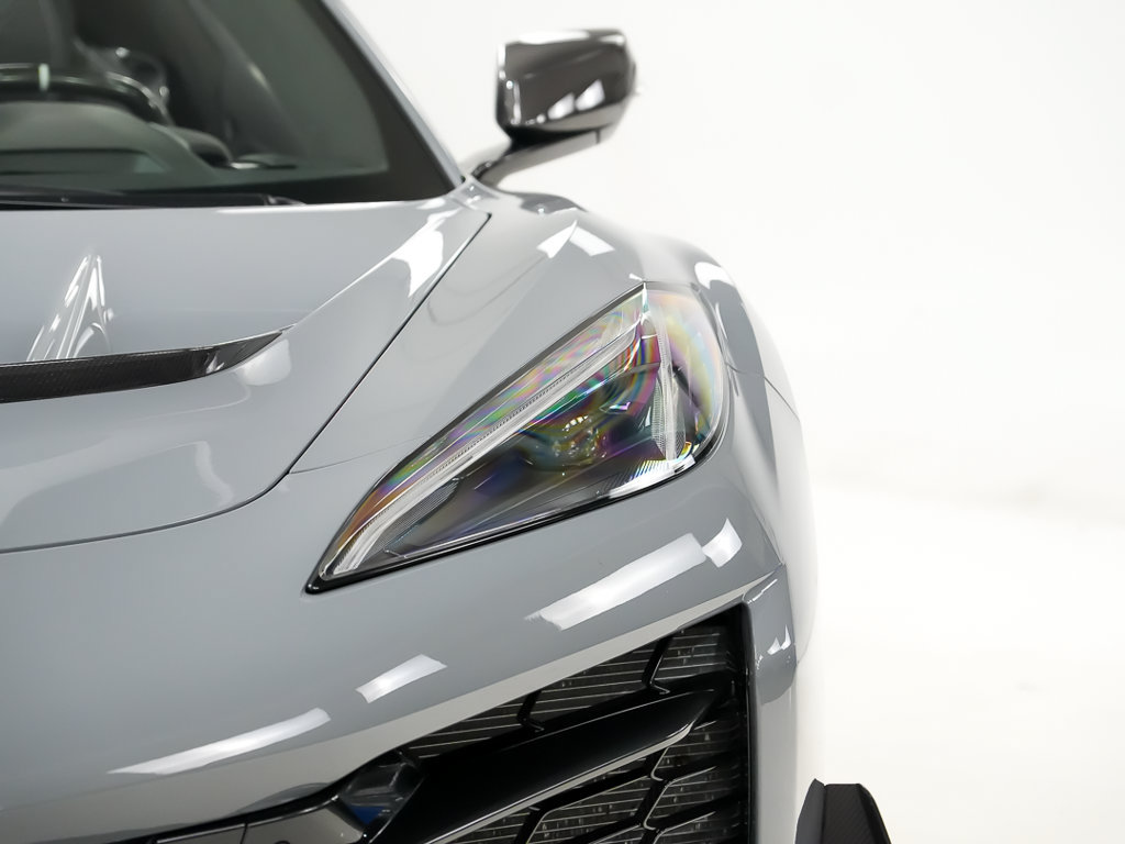 Used 2025 Chevrolet Corvette ZR1 w/ ZR1 Carbon Fiber Aero Package RWD image 7