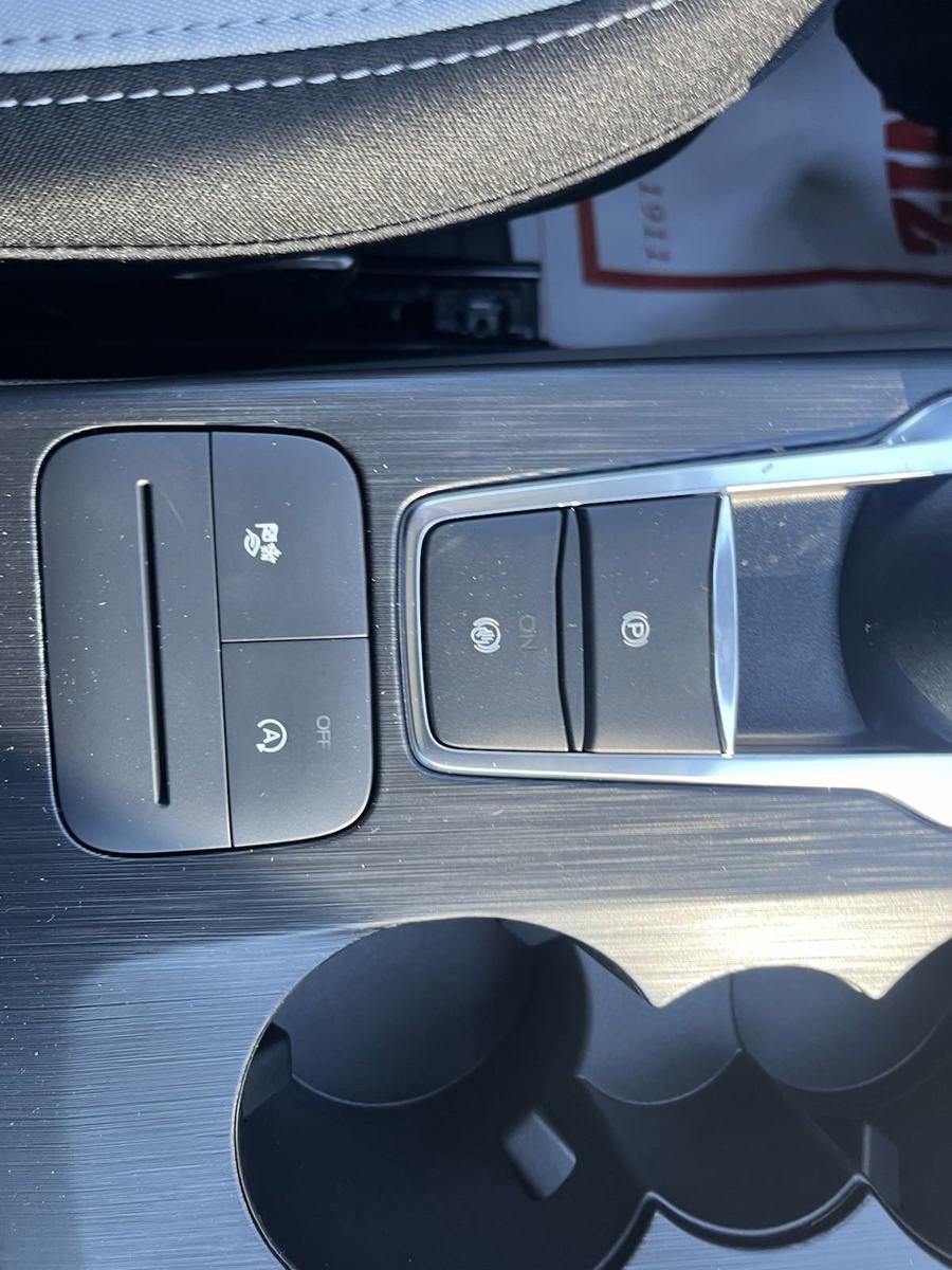 New 2025 Ford Escape Active w/ Cold Weather Package image 59