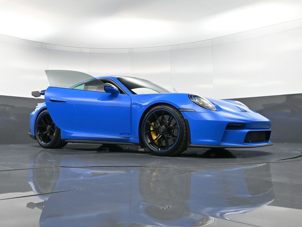Certified 2022 Porsche 911 GT3 RWD image 36
