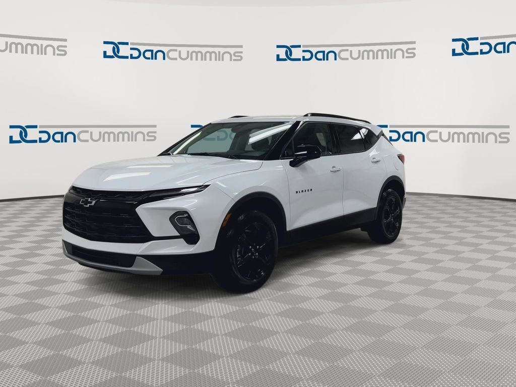 New 2026 Chevrolet Blazer LT w/ Midnight/Sport Edition image 4