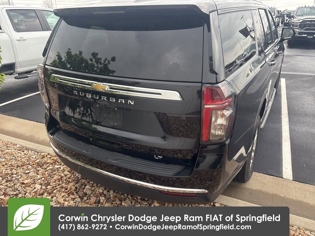 Used 2024 Chevrolet Suburban LT image 7