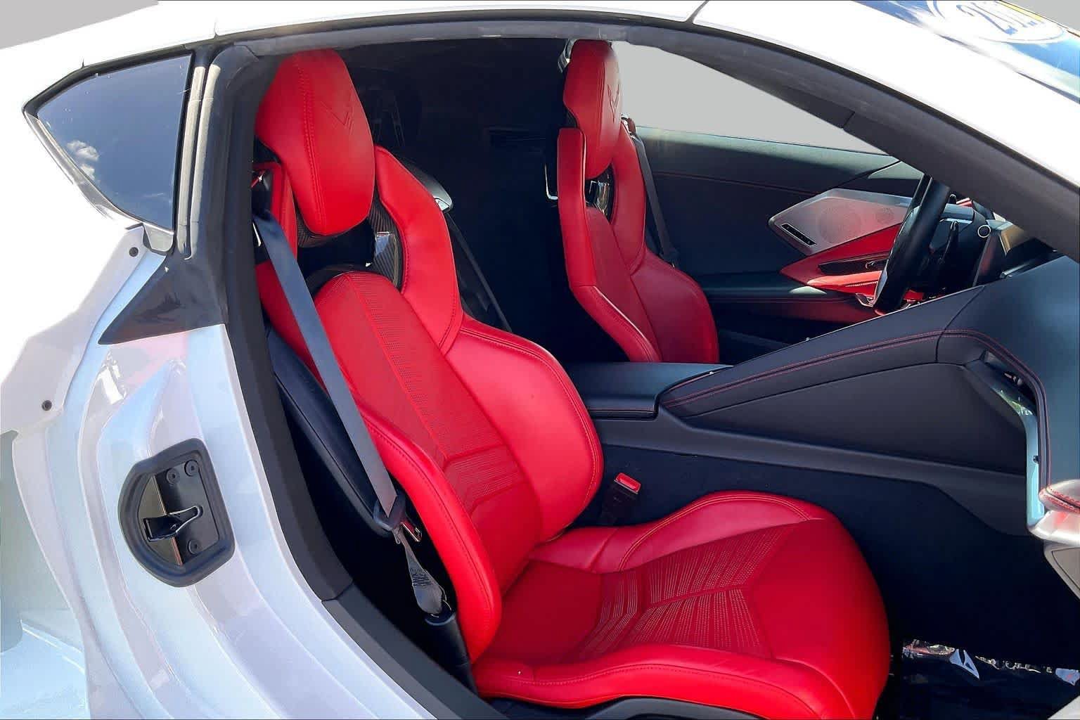 Certified 2021 Chevrolet Corvette Stingray Preferred Cpe w/ Engine Appearance Package RWD image 8