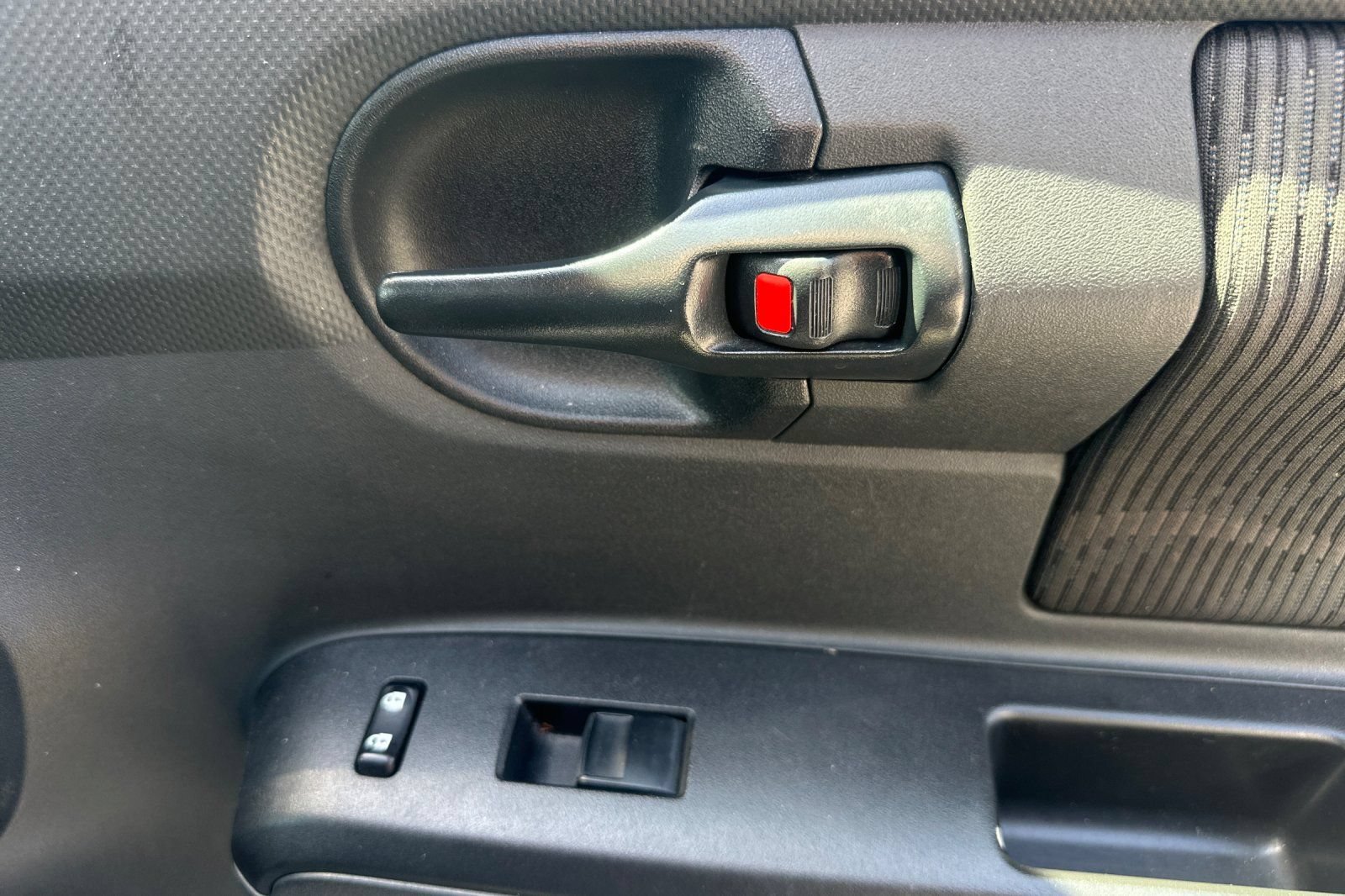Used 2015 Scion xB FWD image 22