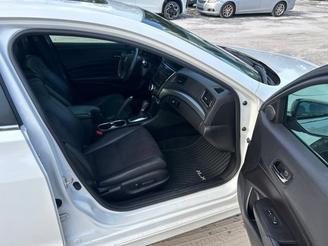 Used 2016 Acura ILX FWD image 9