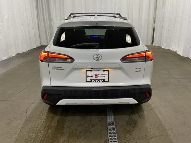 Certified 2023 Toyota Corolla Cross XLE w/ Convenience Package image 5