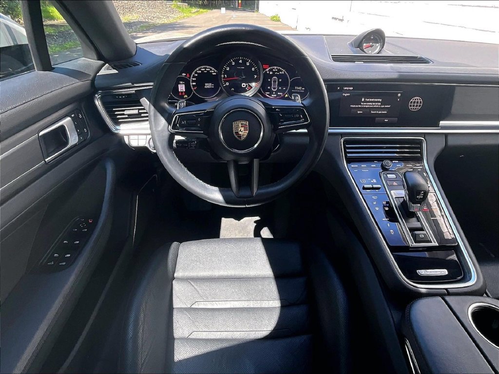 Certified 2023 Porsche Panamera 4 Platinum Edition AWD/4WD image 11