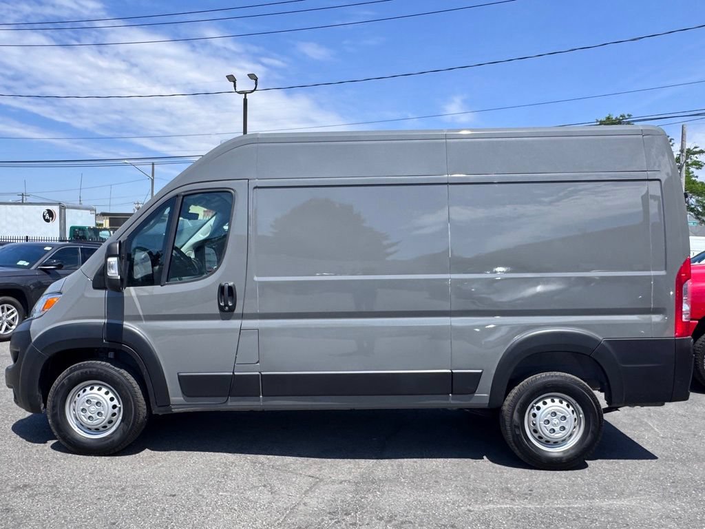 Used 2026 RAM ProMaster 1500 w/ Safety Group FWD image 4