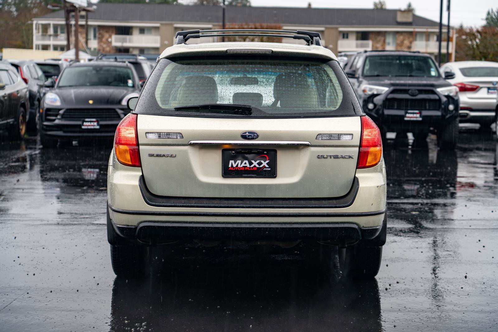 Used 2006 Subaru Outback 2.5i Limited AWD/4WD image 9