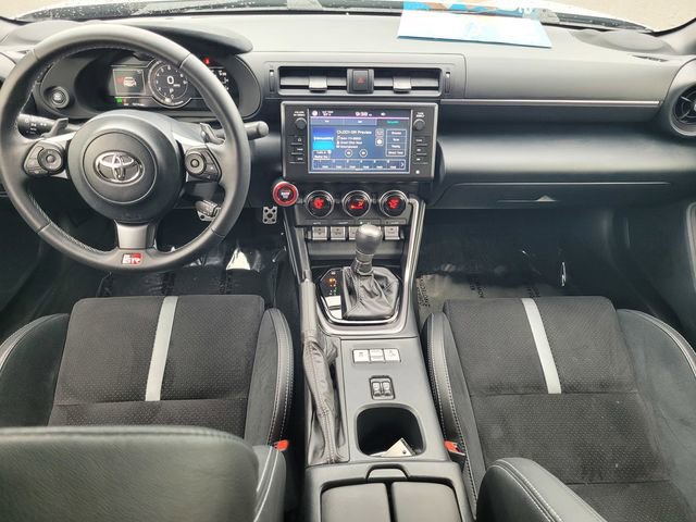 Used 2025 Toyota GR86 Premium w/ ALL Weather Mat Package (TMS) image 16