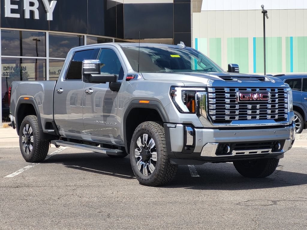 New 2026 GMC Sierra 2500 Denali w/ Denali Reserve Package AWD/4WD image 2