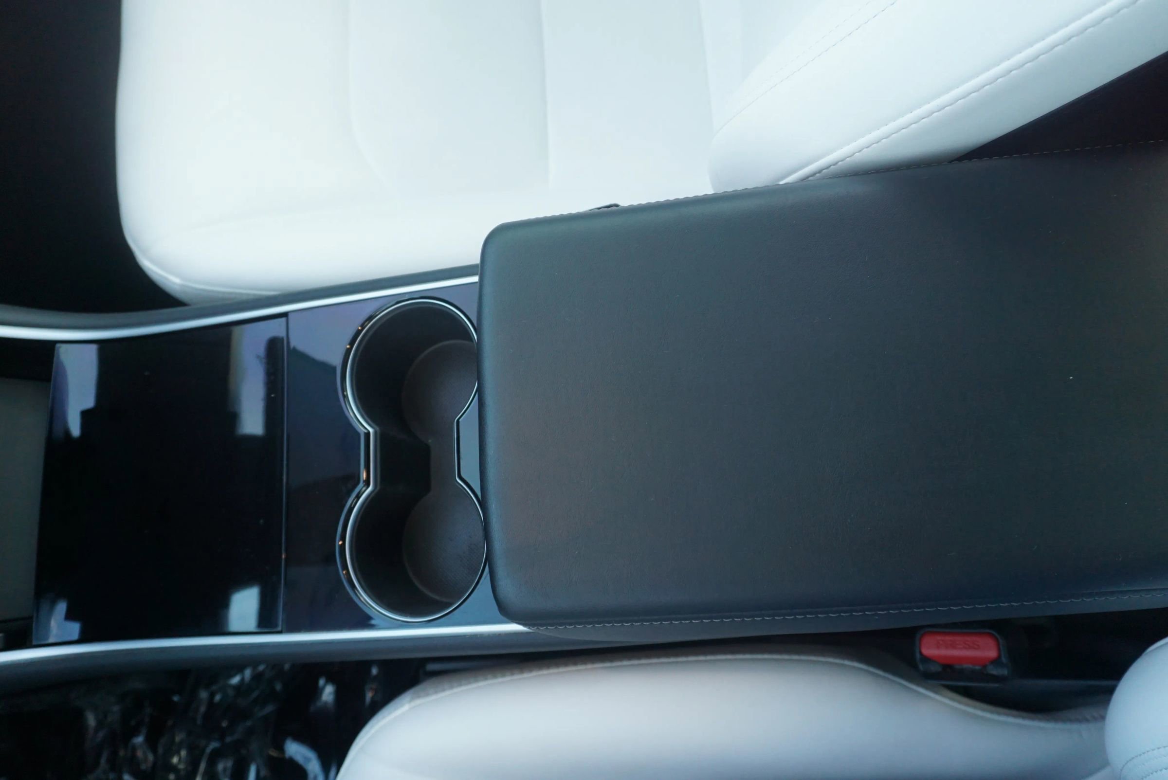 Used 2018 Tesla Model 3 Long Range image 25