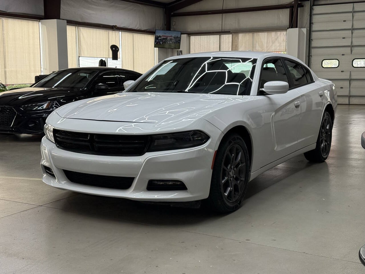 Used 2018 Dodge Charger GT AWD/4WD image 4