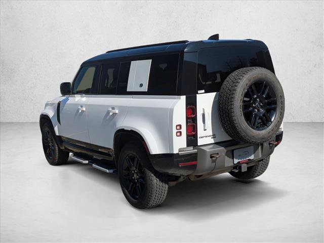 Used 2022 Land Rover Defender 110 X-Dynamic HSE AWD/4WD image 8