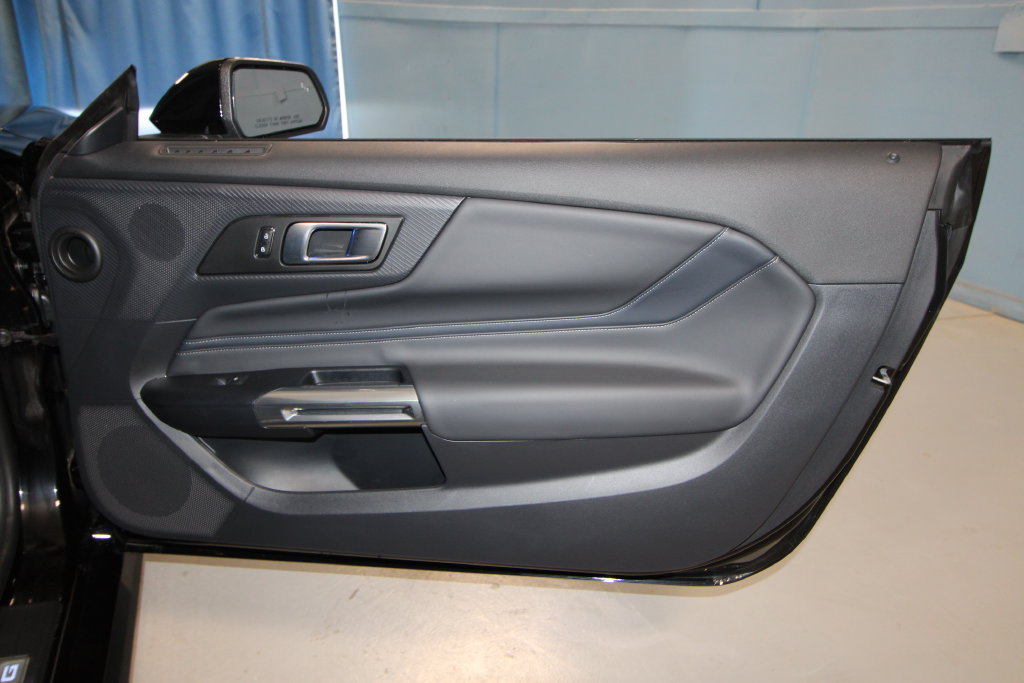 Used 2025 Ford Mustang GT Premium RWD image 24
