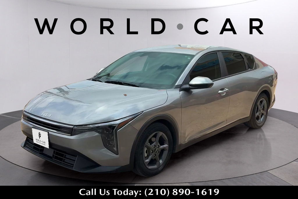 Used 2025 Kia K4 FWD image 5
