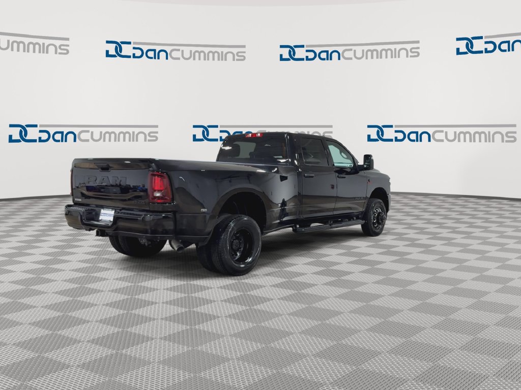 New 2026 RAM 3500 Big Horn AWD/4WD image 8