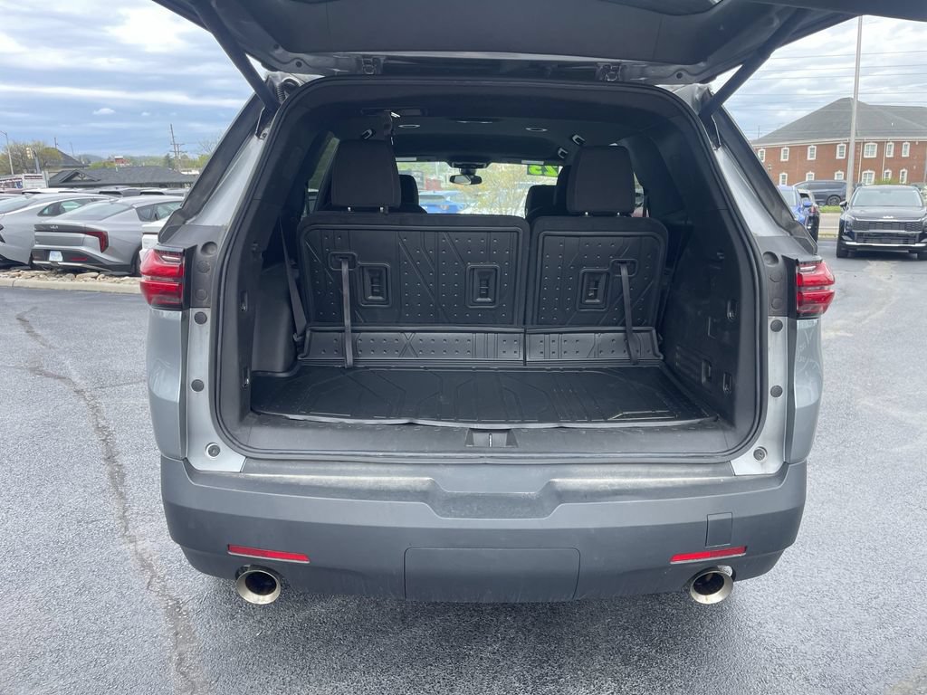 Used 2023 Chevrolet Traverse LT AWD/4WD image 35