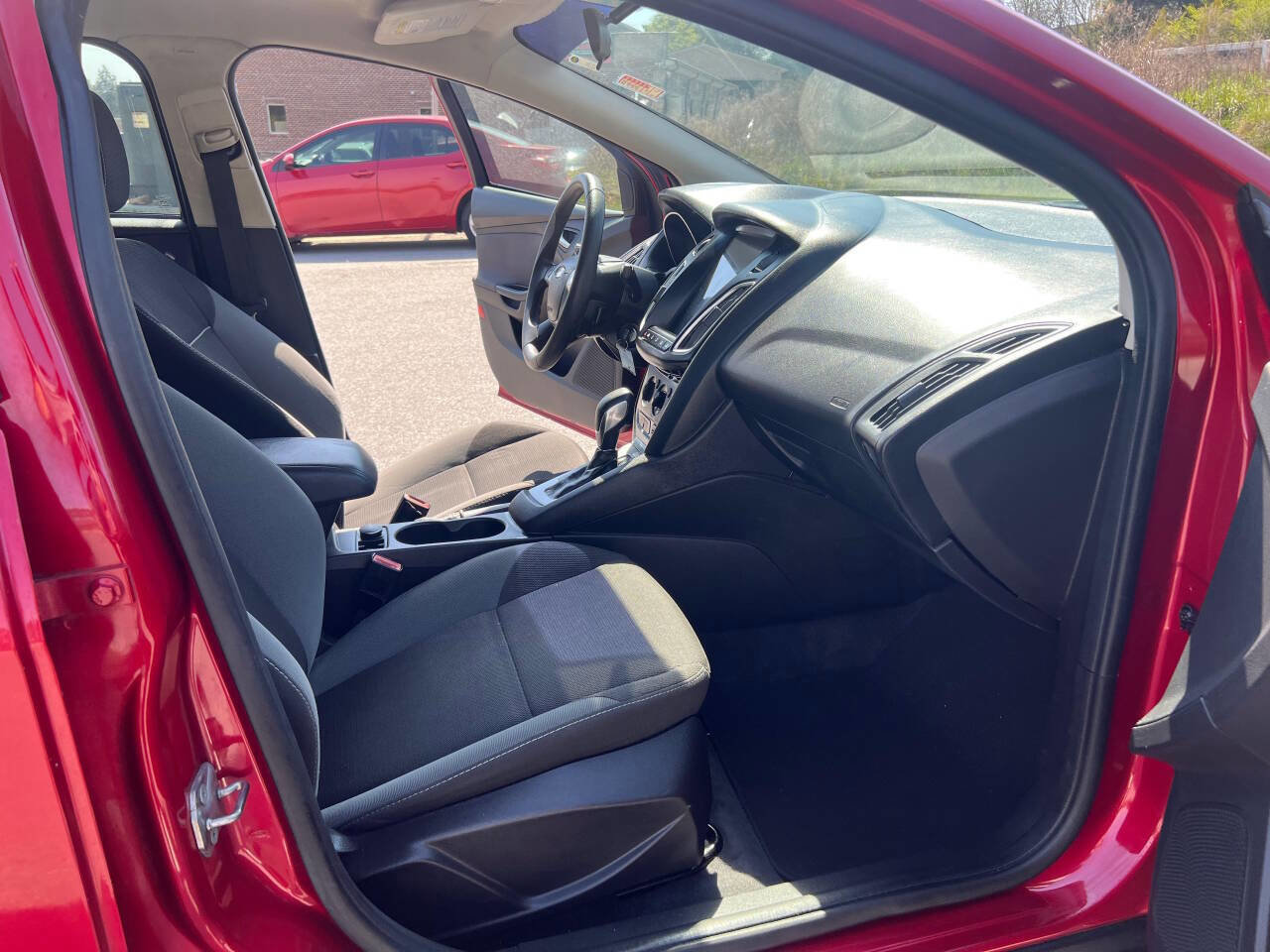 Used 2012 Ford Focus SE image 13