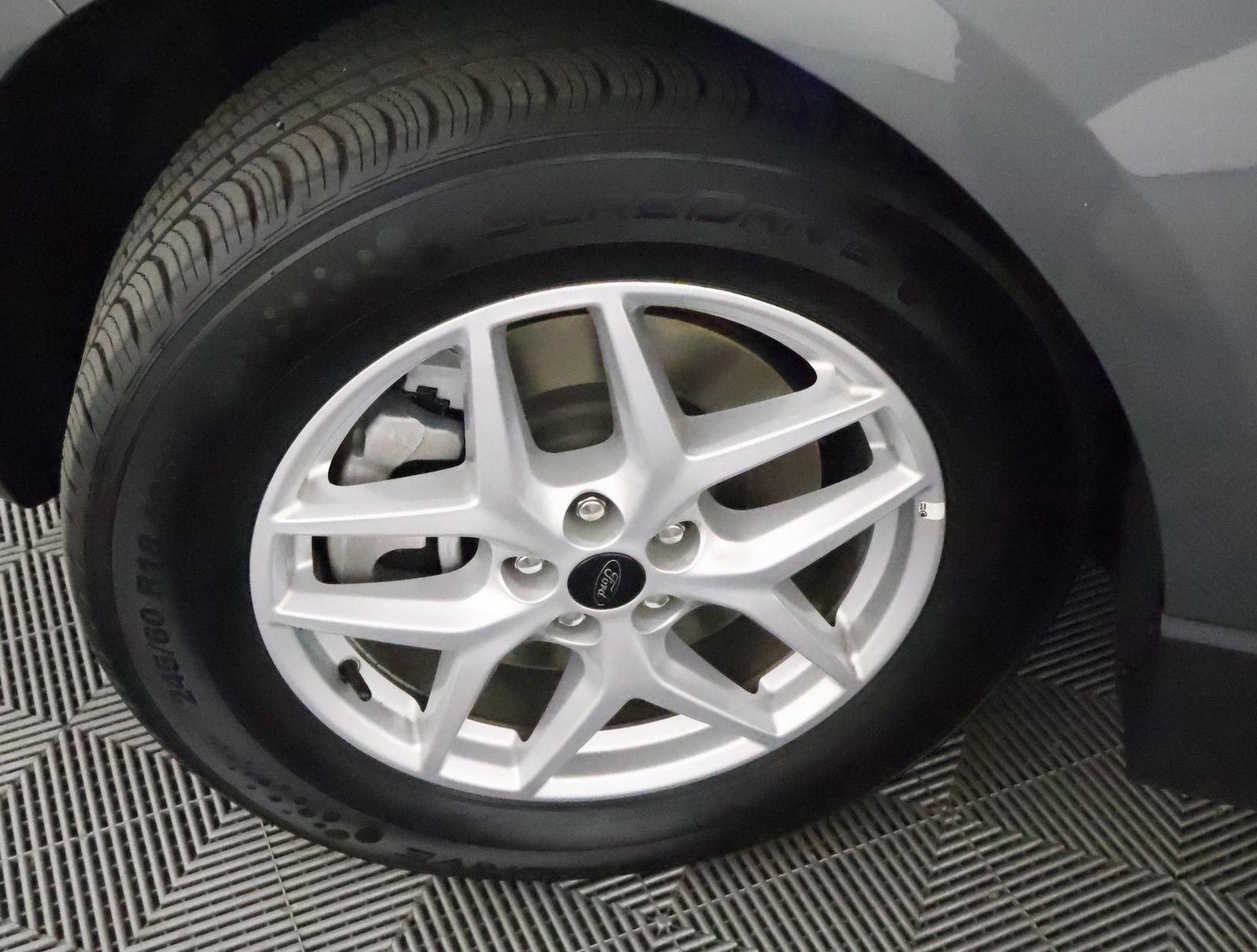 Used 2023 Ford Edge SEL image 51