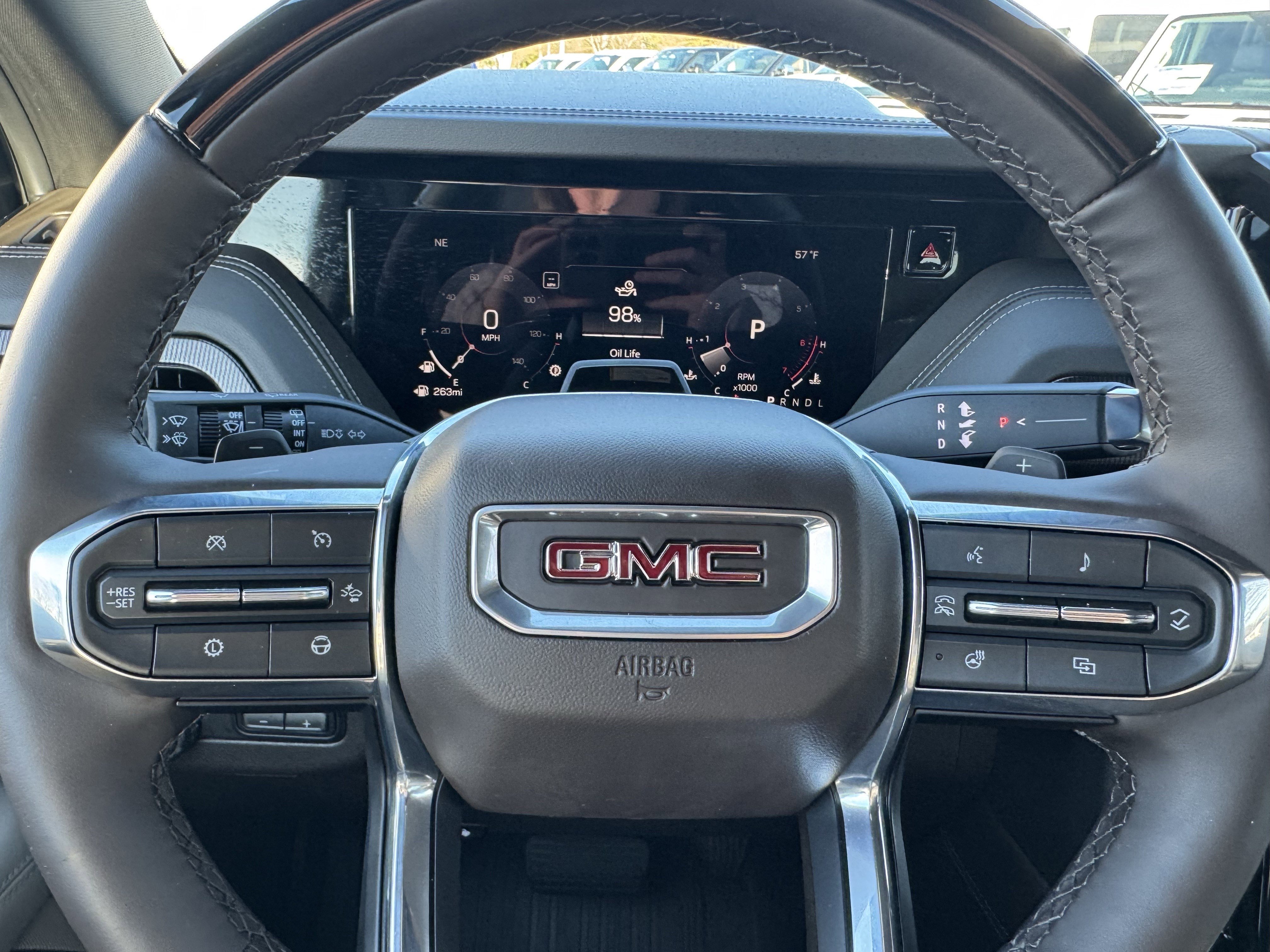 Used 2026 GMC Yukon Elevation w/ Elevation Premium Package image 16