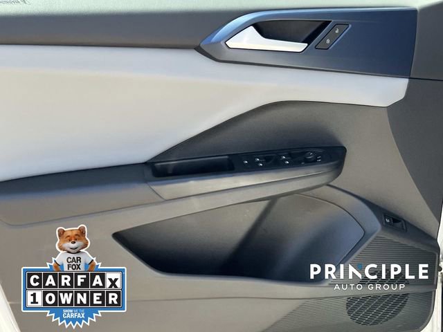 Used 2022 Volkswagen Taos SE image 12