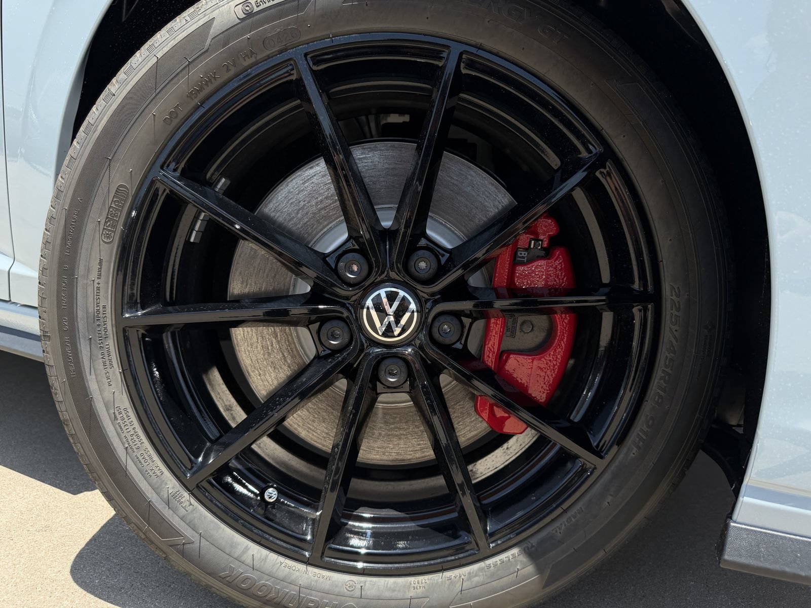 New 2026 Volkswagen Jetta GLI Autobahn FWD image 10