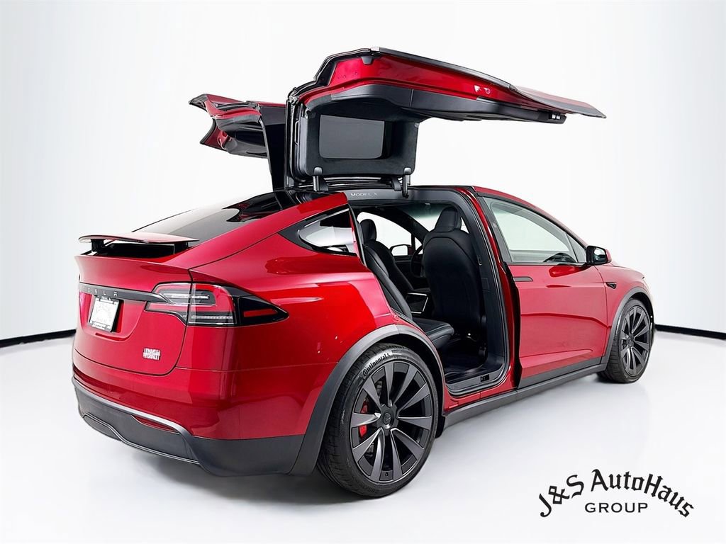 Used 2025 Tesla Model X Plaid image 7
